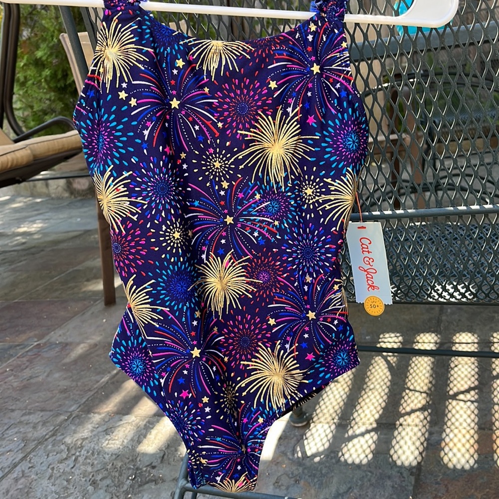 NWT girls swimsuit 🩱 sz 7/8